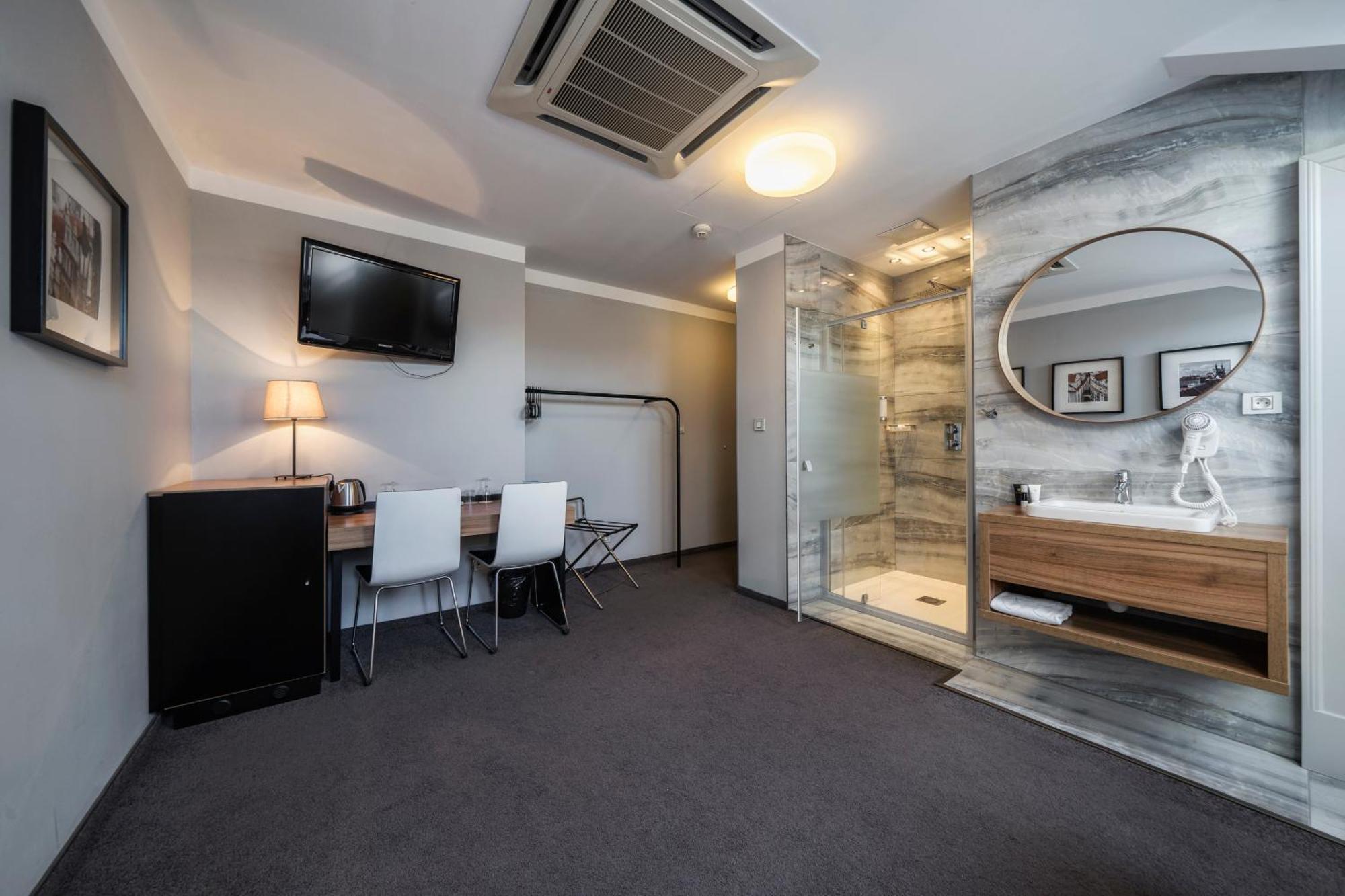 Standard Double or Twin Room